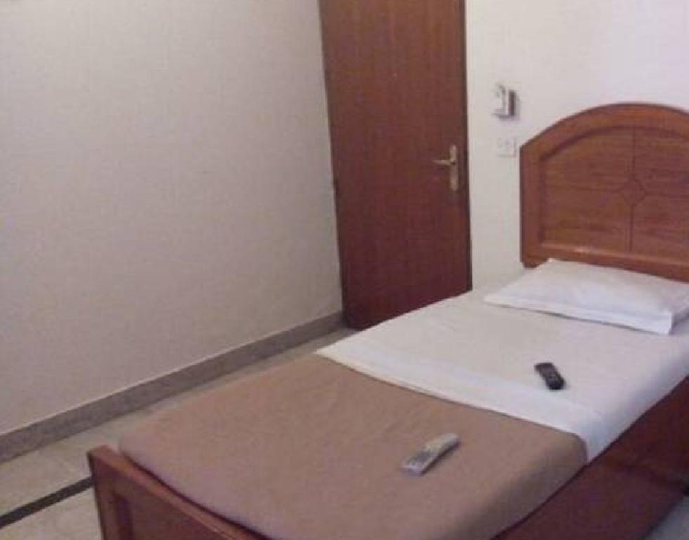 Mahalaxmi Plaza Hotel 파리다바드 객실 사진
